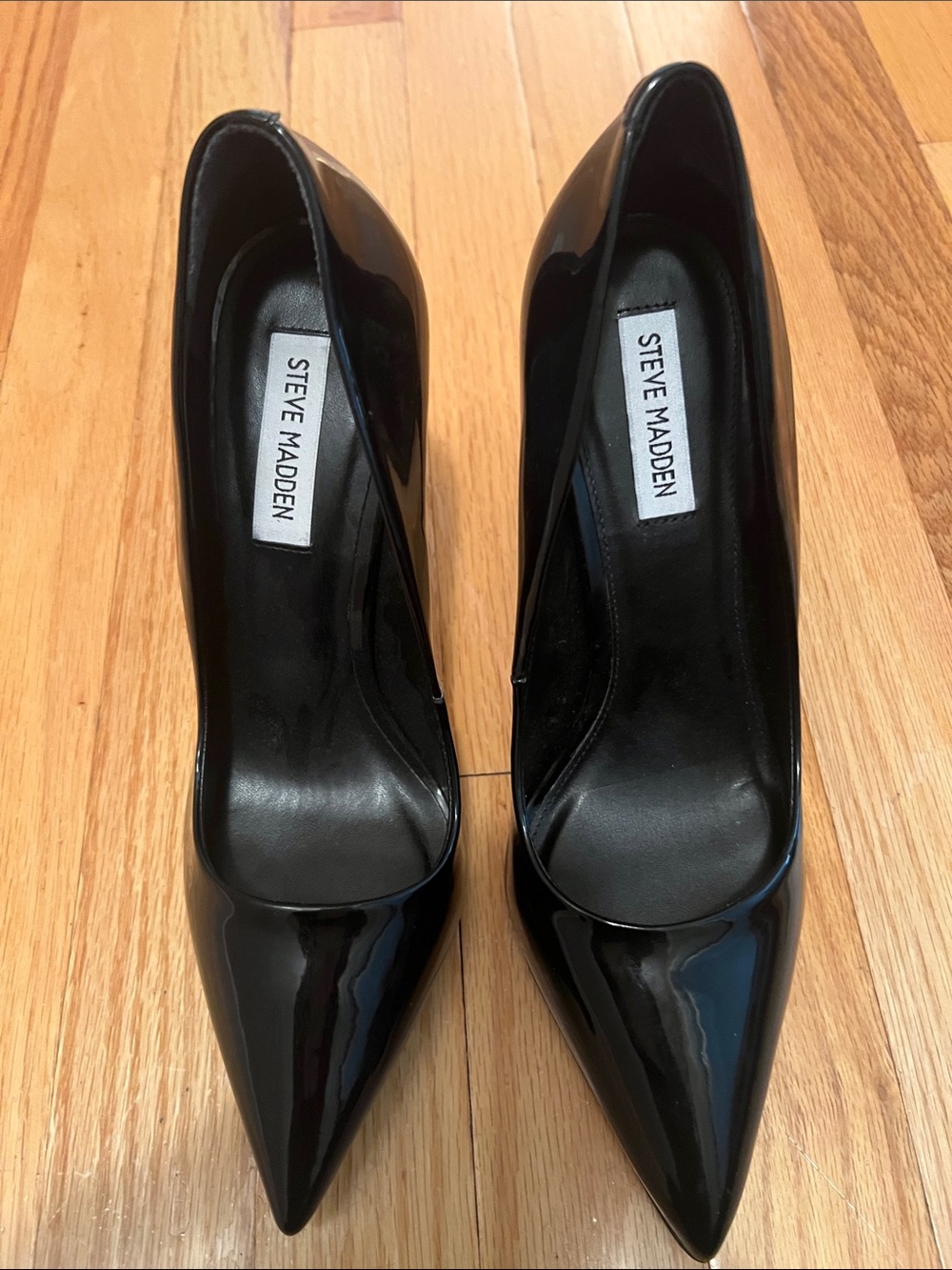 Steve Madden Black Patent Pointed Toe Pumps